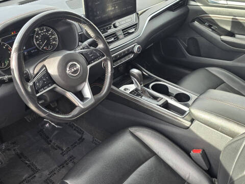 2023 Nissan Altima 2.5 SR