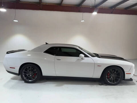 2022 Dodge Challenger