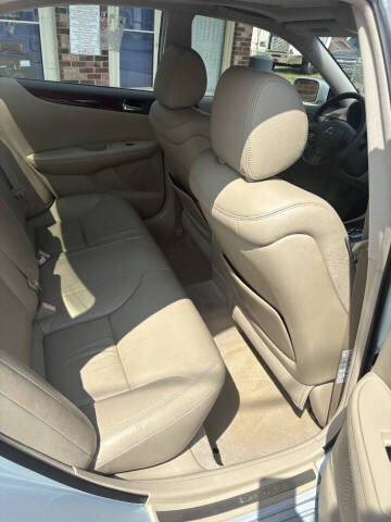2004 Lexus ES 330