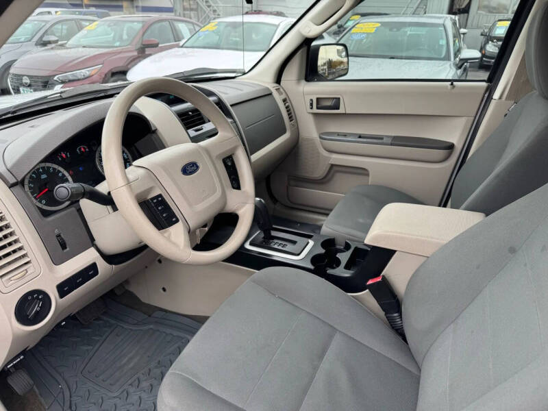 2011 Ford Escape XLS