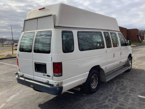 2010 Ford E-Series E-350 SD