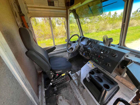 2010 Freightliner MT45 Chassis