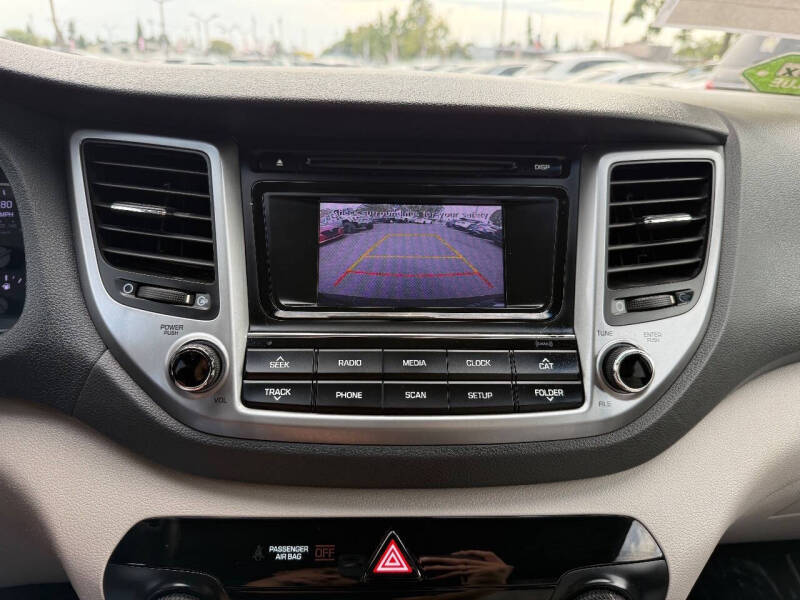 2017 Hyundai Tucson SE