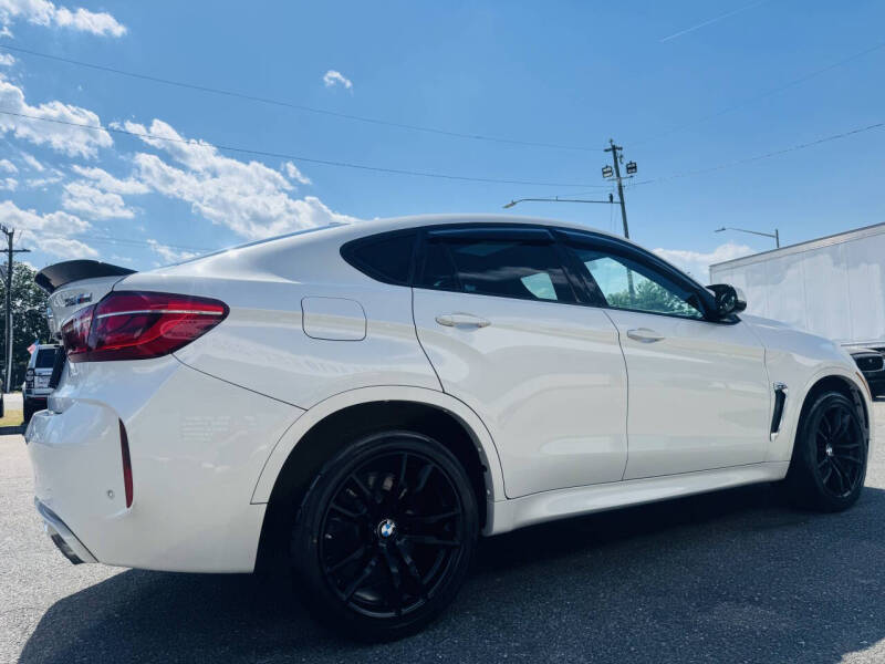 2015 BMW X6 M