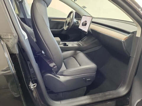 2025 Tesla Model Y Long Range