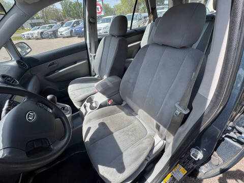 2009 Kia Rondo EX