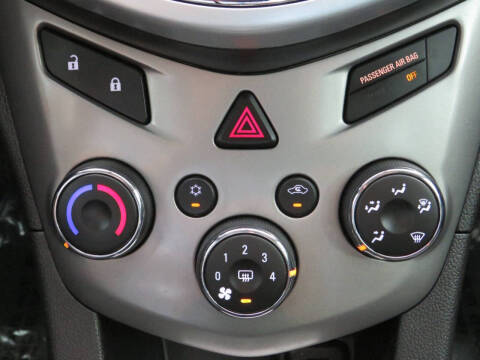 2017 Chevrolet Sonic LT Auto