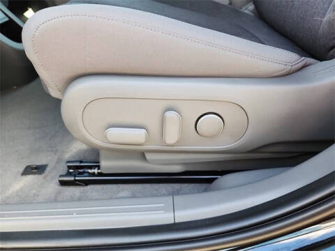 2025 Hyundai Ioniq 5 SE