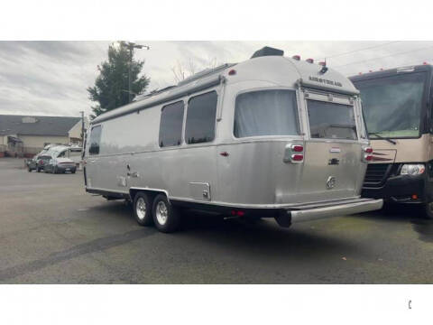 2022 International 27FB