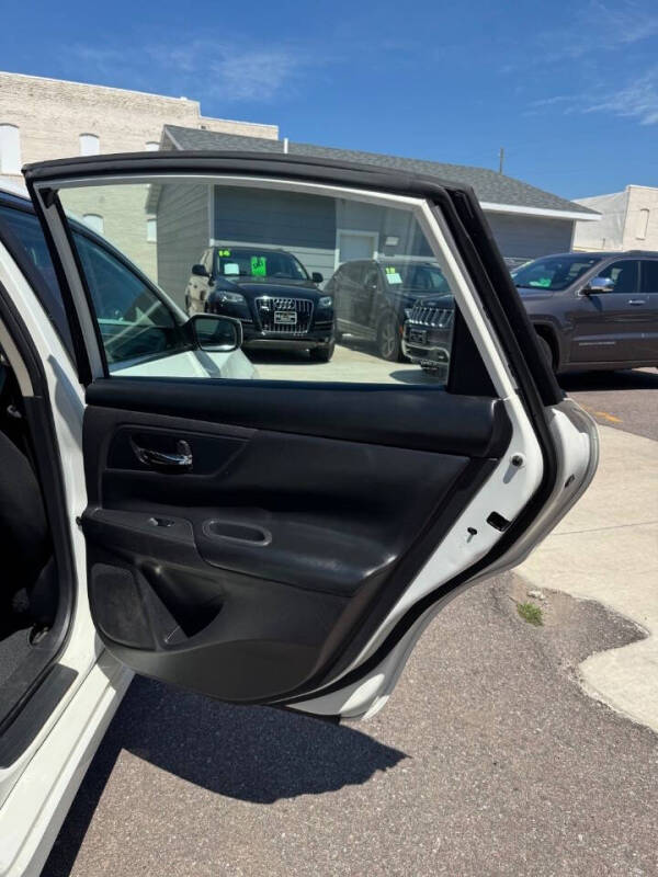 2016 Nissan Altima 2.5 S