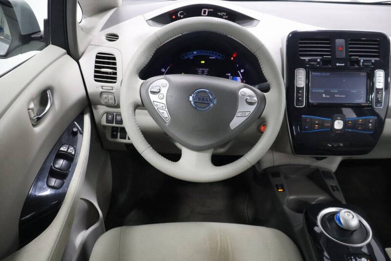 2012 Nissan LEAF SL
