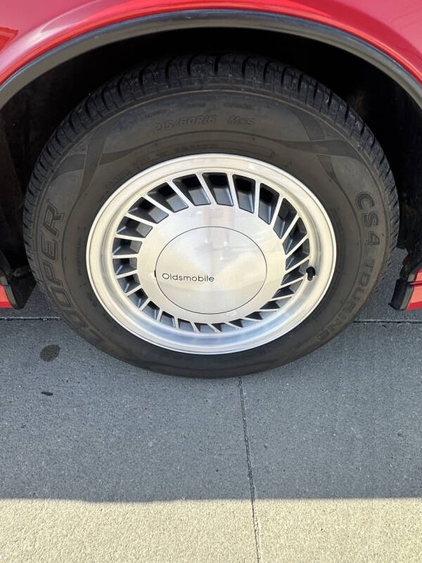1990 Oldsmobile Toronado Trofeo