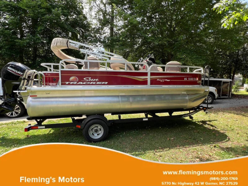 2023 Sun Tracker Bass Buggy