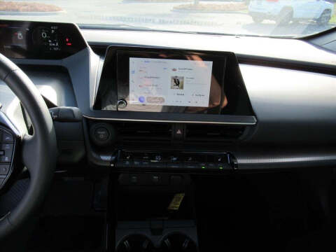 2025 Toyota Prius XLE