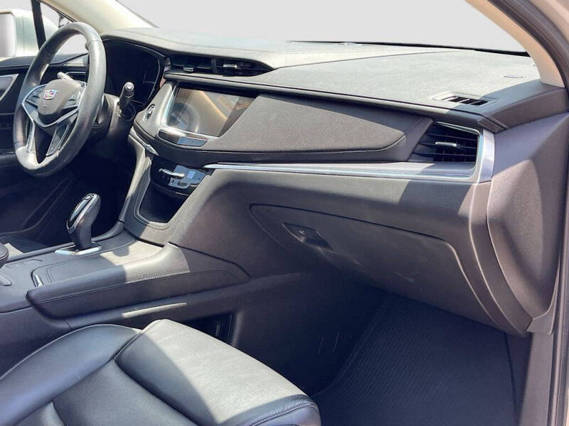 2018 Cadillac XT5 Premium Luxury