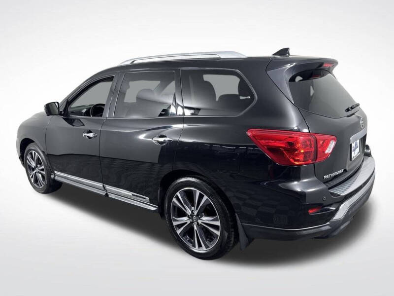 2020 Nissan Pathfinder Platinum