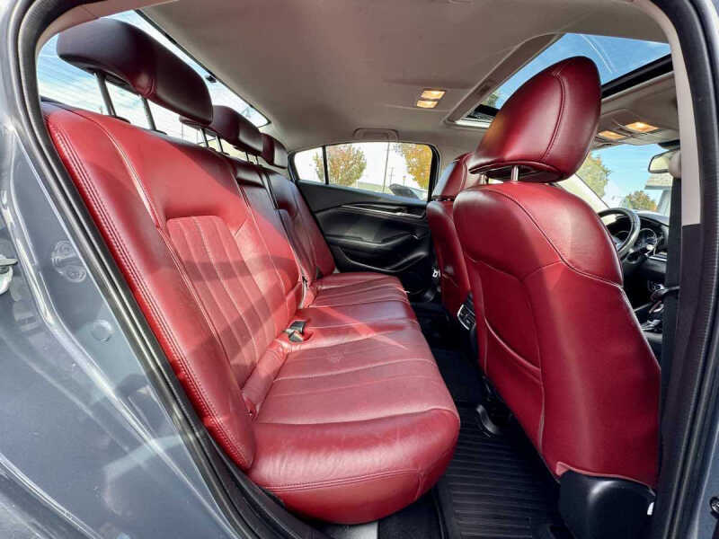 2021 Mazda MAZDA6 Carbon Edition