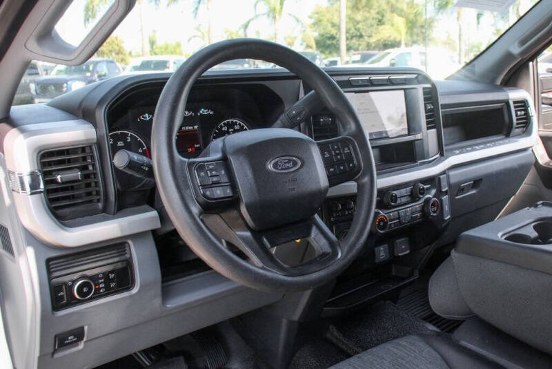 2023 Ford F-350 Super Duty XL