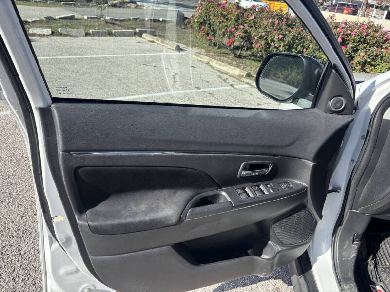 2013 Mitsubishi Outlander Sport SE