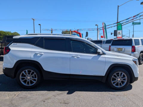 2022 GMC Terrain SLT