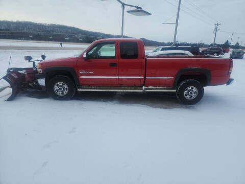2002 GMC Sierra 2500HD for sale at SCENIC SALES LLC in Arena WI