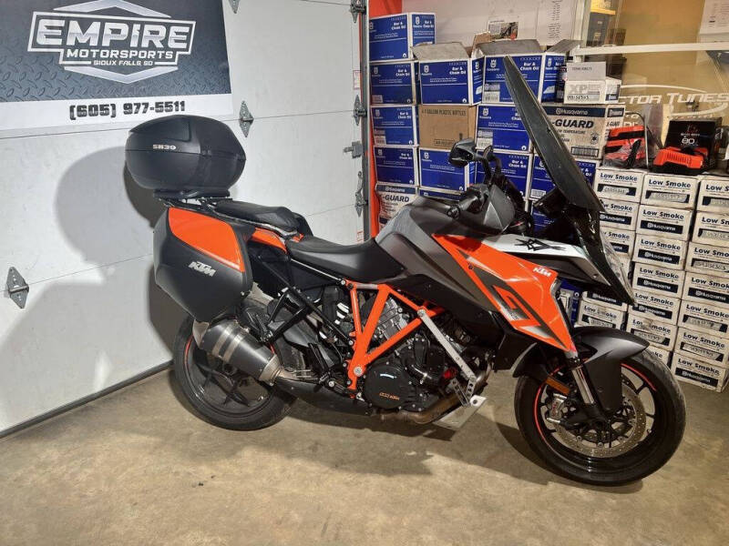 2017 KTM 1290 Super Duke GT