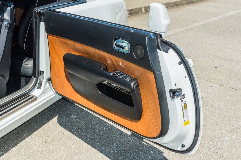 2014 Rolls-Royce Wraith