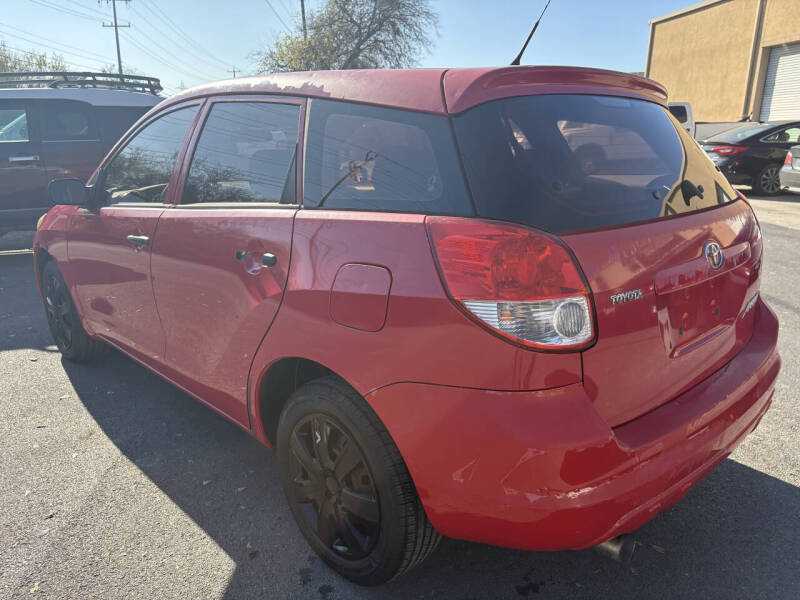 2004 Toyota Matrix