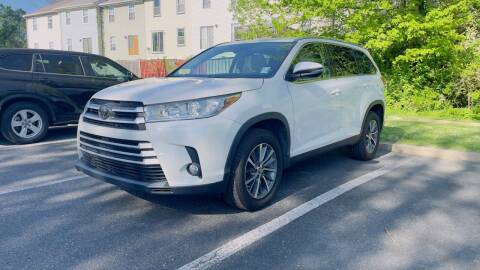 2019 Toyota Highlander for sale at Reliable Auto Sales in Dumfries VA