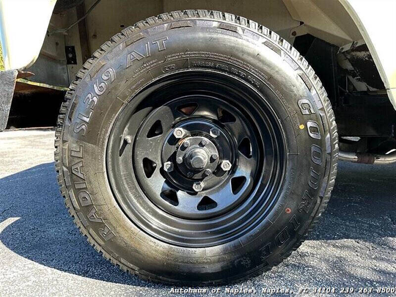 1987 Land Rover Defender