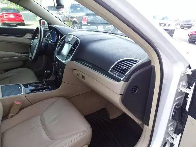 2011 Chrysler 300 Limited