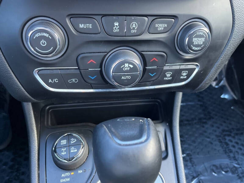 2021 Jeep Cherokee Trailhawk