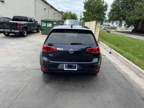 2017 Volkswagen Golf GTI S