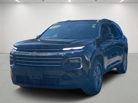 2025 Chevrolet Traverse LT