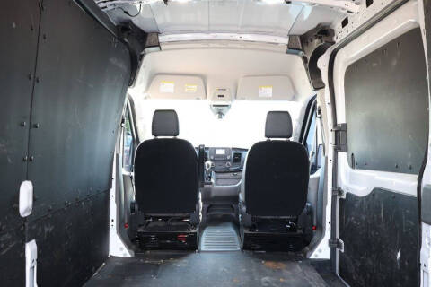 2025 Ford Transit 250