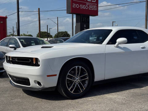 2019 Dodge Challenger SXT