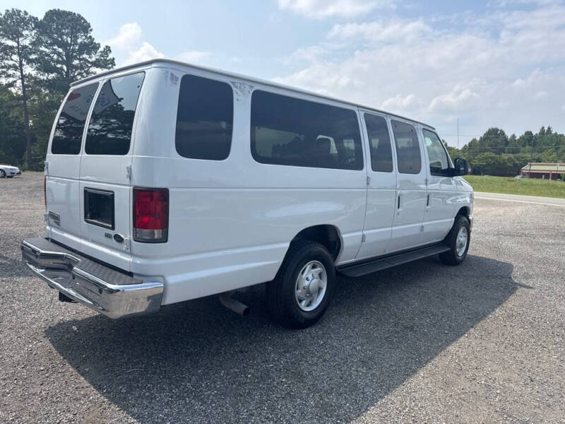 2013 Ford E-Series E-350 SD XLT