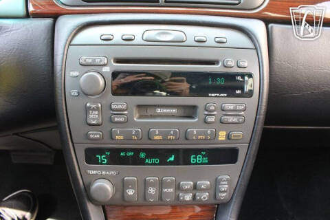 1999 Cadillac DeVille Concours