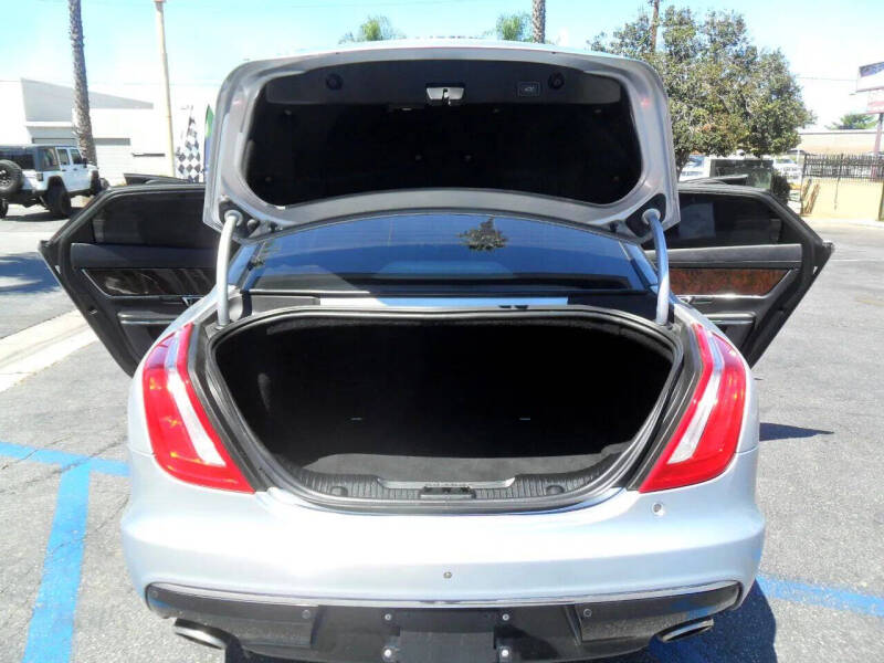 2017 Jaguar XJL Portfolio