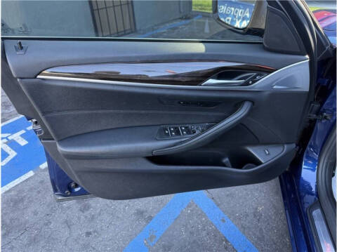 2017 BMW 5 Series 530i