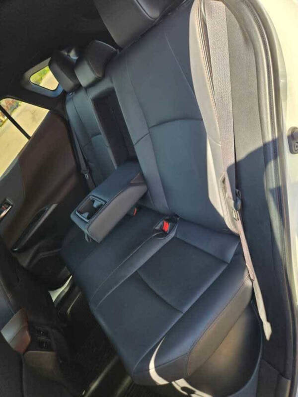 2022 Toyota Venza XLE