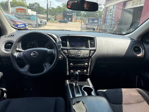 2018 Nissan Pathfinder S