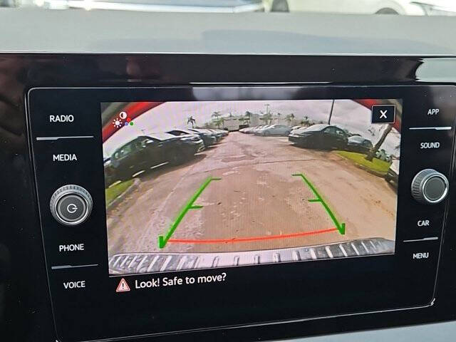 2025 Volkswagen Jetta SE