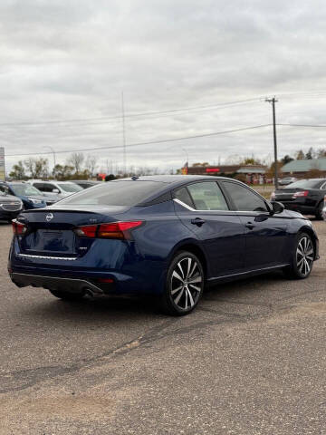 2021 Nissan Altima 2.5 SR