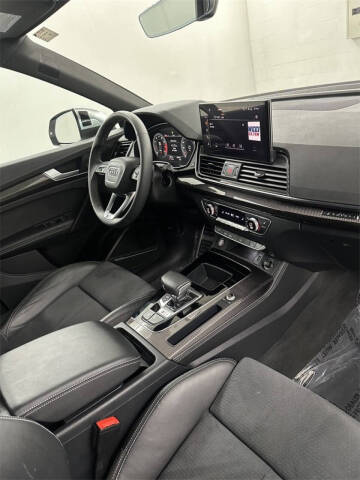 2022 Audi SQ5 Sportback 3.0T quattro Premium Plus