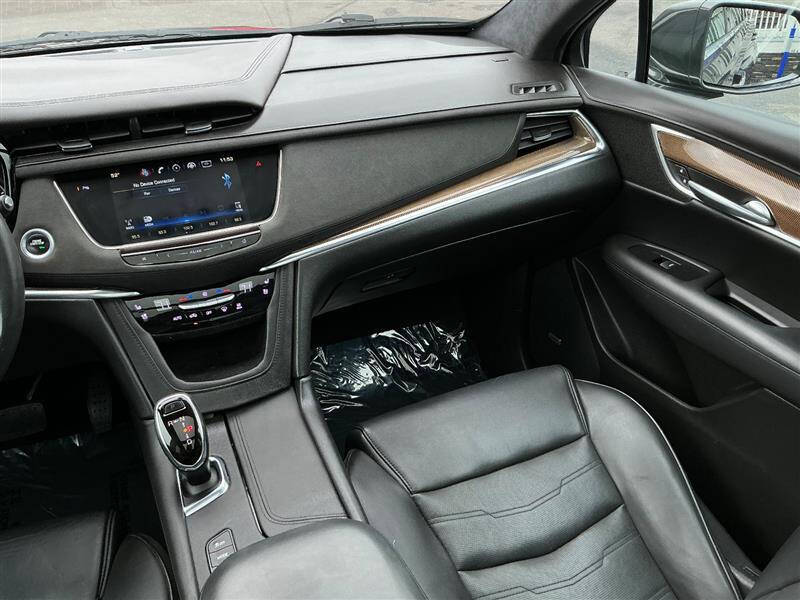 2017 Cadillac XT5 Platinum