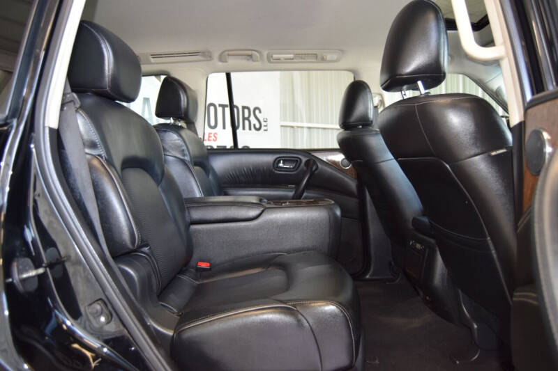 2017 Infiniti QX80 Signature Edition