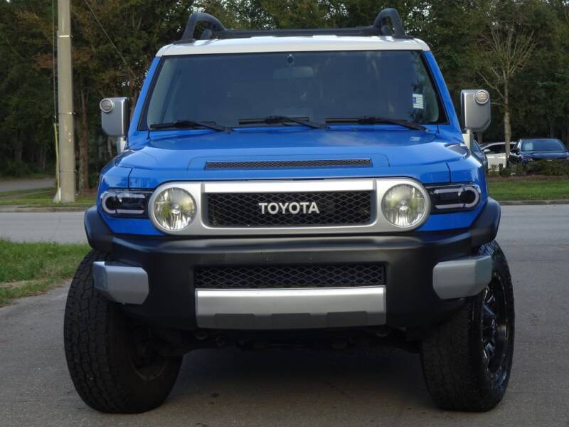 2007 Toyota FJ Cruiser for sale at Deal Maker of Gainesville in Gainesville FL