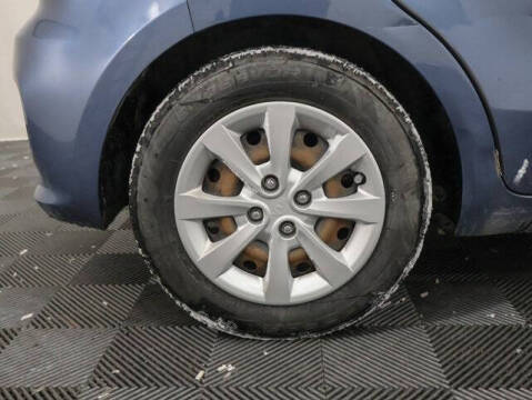 2016 Kia Rio 5-Door LX