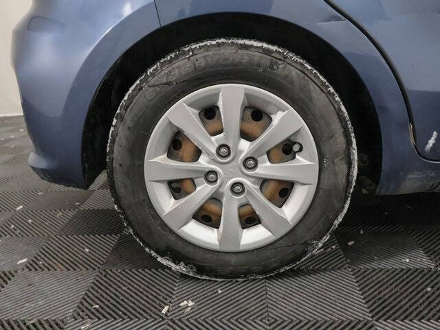 2016 Kia Rio 5-Door LX